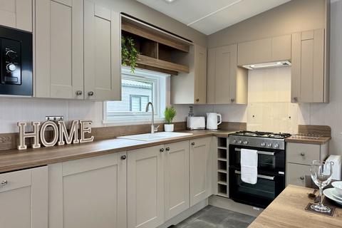 2 bedroom lodge for sale, York YO42