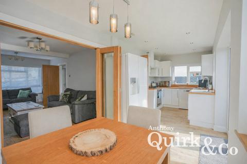 undefined, St. Johns Crescent, Canvey Island, SS8