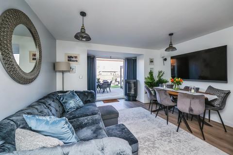 4 bedroom semi-detached house for sale, Houghton Drive, Nottingham, NG8