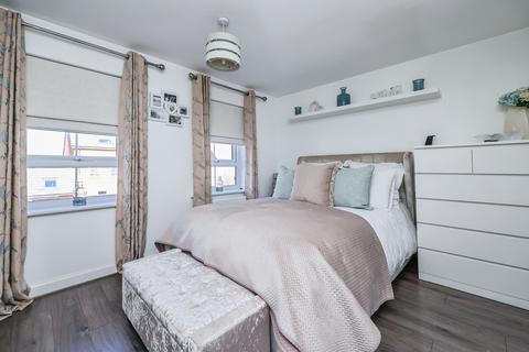 4 bedroom semi-detached house for sale, Houghton Drive, Nottingham, NG8