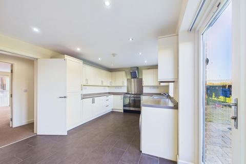 5 bedroom townhouse for sale, Sangha Close, Glenfield, Leicester LE3