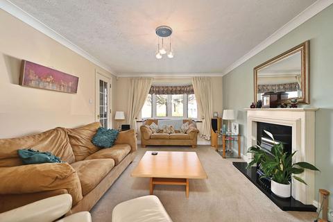 4 bedroom detached house for sale, Quarry View, Ashford TN23