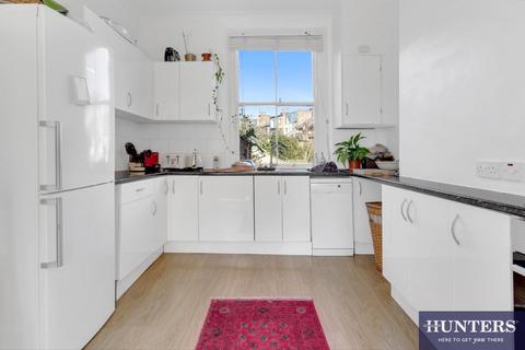 3 bedroom triplex for sale, Mill Lane, London
