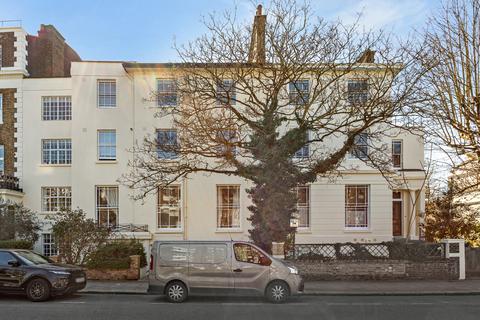 Gloucester Avenue, London NW1