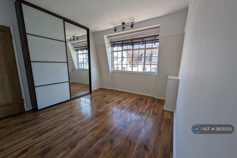undefined, Wavertree Court, London, SW2