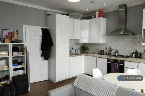 1 bedroom flat to rent, Ellington Street, London, N7