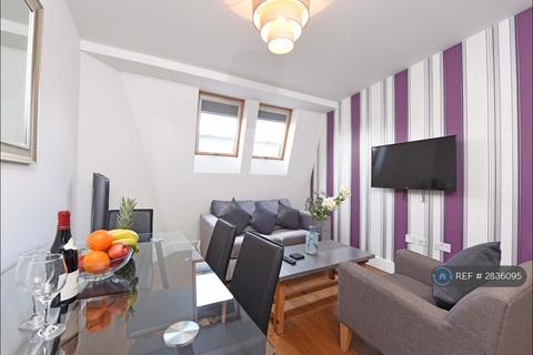2 bedroom flat to rent, Falcon Road, London, SW11