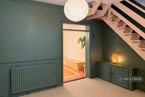 undefined, Bramley Close, London, E17