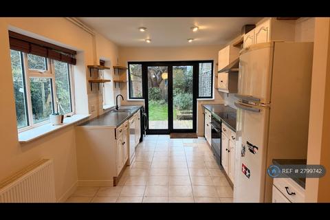undefined, Bramley Close, London, E17