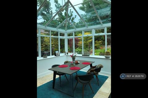 undefined, Lordship Lane, London, SE22