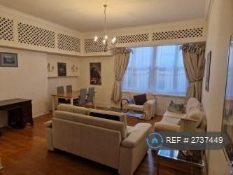Living Room/Dining Room
