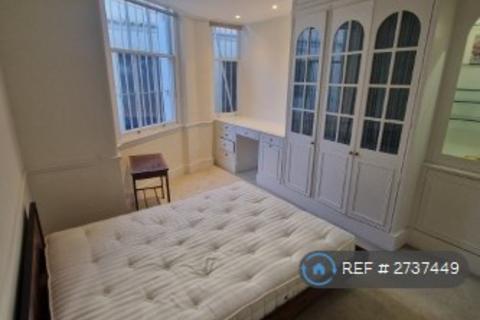 undefined, South Kensington, London, SW7