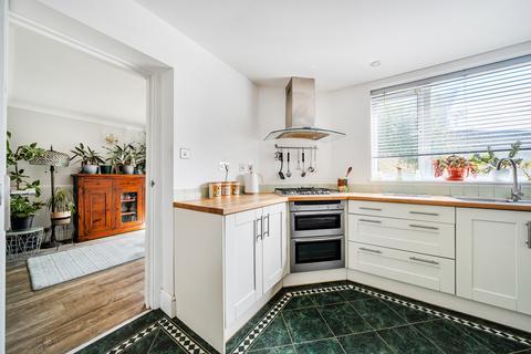 3 bedroom detached house for sale, Pay Street, Densole, CT18