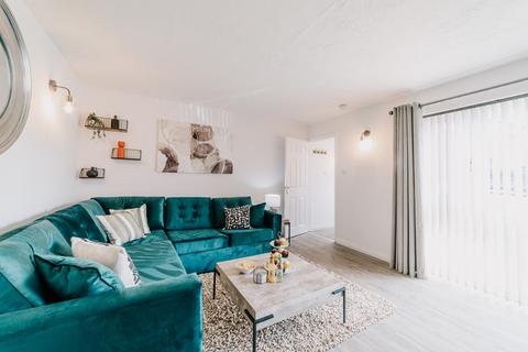 3 bedroom detached house to rent, Minton Road, Birmingham B32