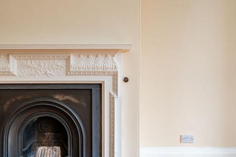undefined, 19 Merchiston Gardens, EDINBURGH, EH10 5DD