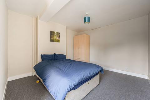 undefined, Bramshot Avenue, Charlton, London, SE7