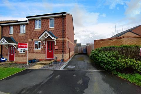 2 bedroom house to rent, Dunbar Close, STAFFORD