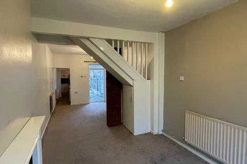 2 bedroom house to rent, Victoria Terrace, STAFFORD