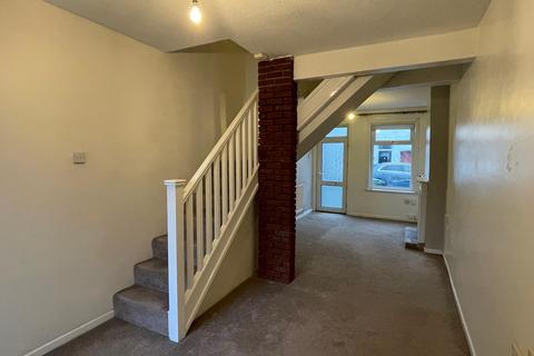 2 bedroom house to rent, Victoria Terrace, STAFFORD