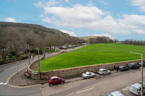 2 bedroom flat for sale, 3 (2F5), Royal Park Terrace, Meadowbank, Edinburgh, EH8 8JD