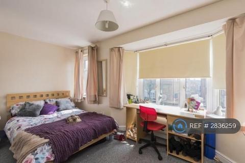 6 bedroom semi-detached house to rent, Elfleda Road, Cambridge, CB5
