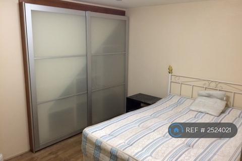 undefined, Travellers Way, Hounslow, TW4