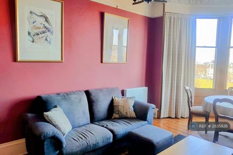 undefined, Warrender Park Terrace, Edinburgh, EH9