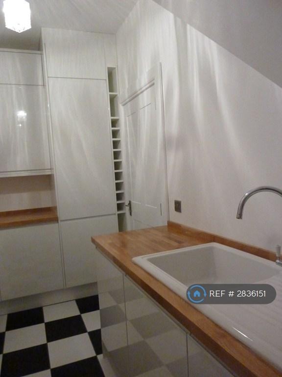 Floor To Ceiling Storage
