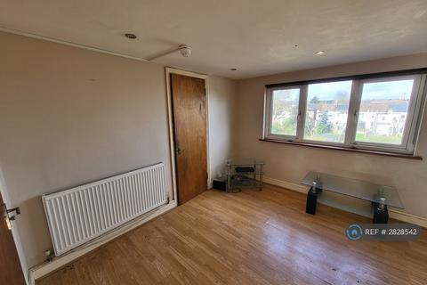 undefined, Crescent Road, London, Redbridge, E18