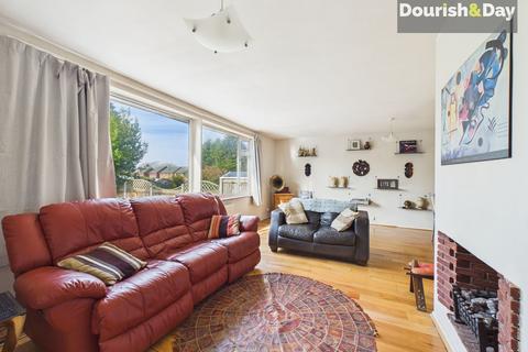 3 bedroom semi-detached house for sale, Deanshill Close, Stafford ST16