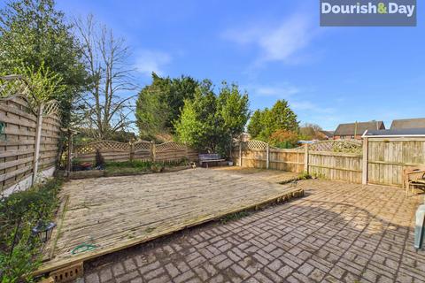 3 bedroom semi-detached house for sale, Deanshill Close, Stafford ST16