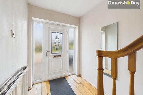 3 bedroom semi-detached house for sale, Deanshill Close, Stafford ST16