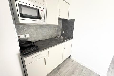 Studio to rent, Cross Street, Peterborough PE1