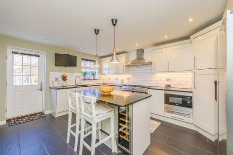3 bedroom townhouse for sale, Williams Avenue, Lichfield WS13