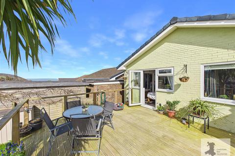 2 bedroom detached bungalow for sale, Ffordd Y Bedol, Aberporth, Cardigan