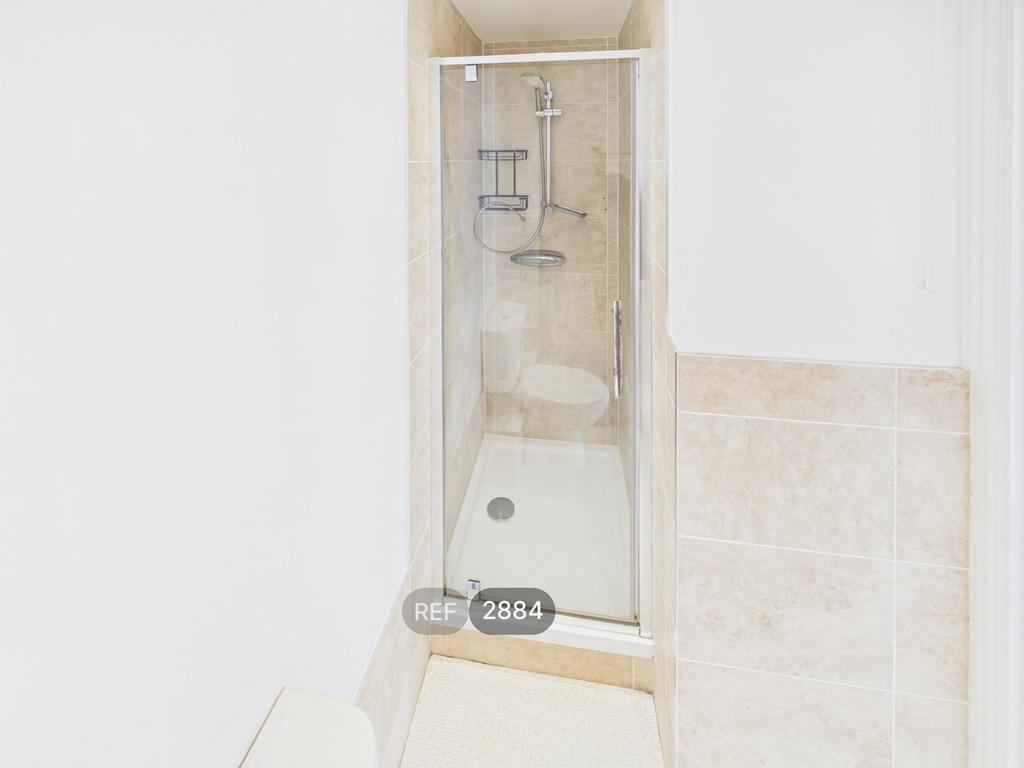En suite bathroom