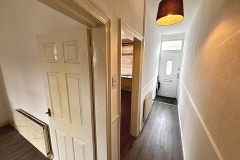 2 bedroom terraced house to rent, Longshaw Street, Warrington