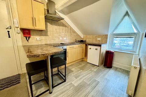 undefined, Kilkenny Avenue, TAUNTON