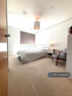 undefined, Hewitt, Reading, RG1