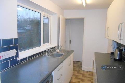 2 bedroom terraced house to rent, Samuel Street, Packmoor, Stoke-On-Trent, ST7
