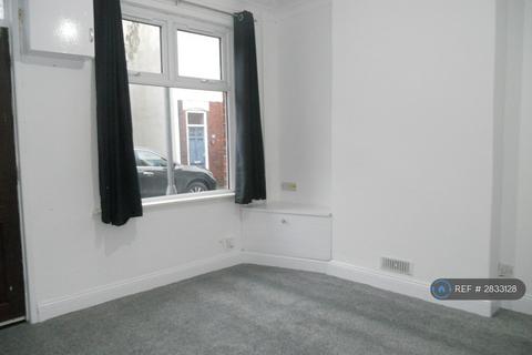 2 bedroom terraced house to rent, Samuel Street, Packmoor, Stoke-On-Trent, ST7