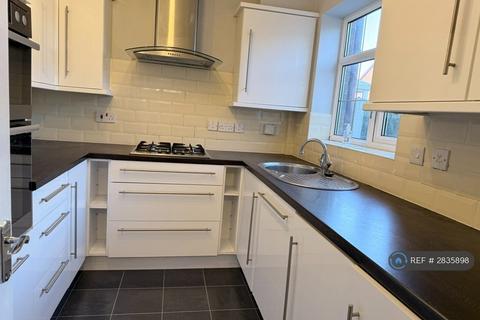 3 bedroom detached house to rent, Normanby Close, Warrington, WA5