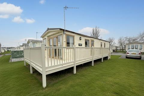 Beach Road, St. Osyth CO16