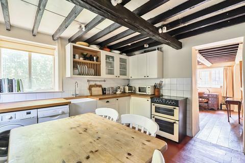 3 bedroom house for sale, Beavers Road, Farnham, GU9