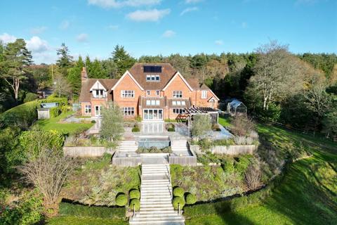 7 bedroom house for sale, Ewshot, Farnham, GU10