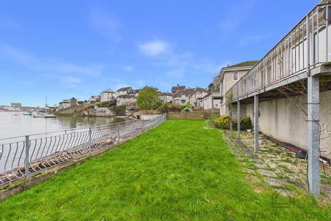 undefined, Torpoint PL11
