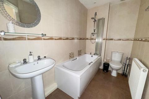 undefined, Lilac Court, Leeds