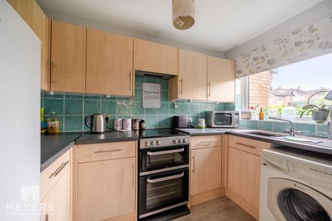 2 bedroom flat for sale, Henbury View Road, Wimborne, BH21 3