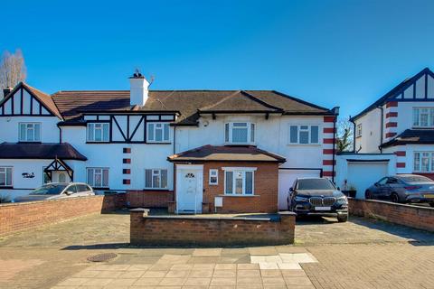 5 bedroom semi-detached house for sale, Tudor Gardens, London