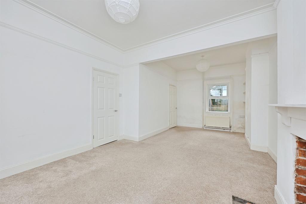 Lounge / Dining Room
